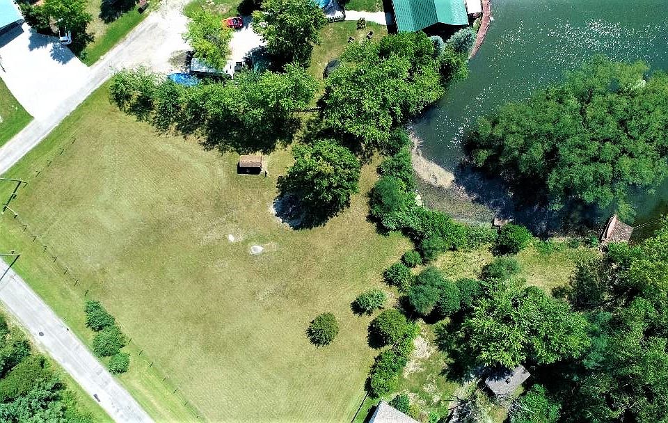 311 W Autumn Dr, Oakwood, IL 61858 MLS 6222835 Zillow