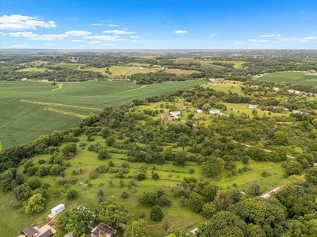 1st image of Ivory Rd