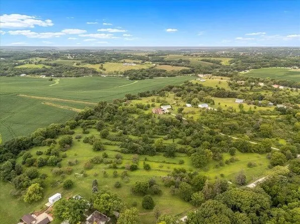 Ivory Rd, Glenwood, IA 51534