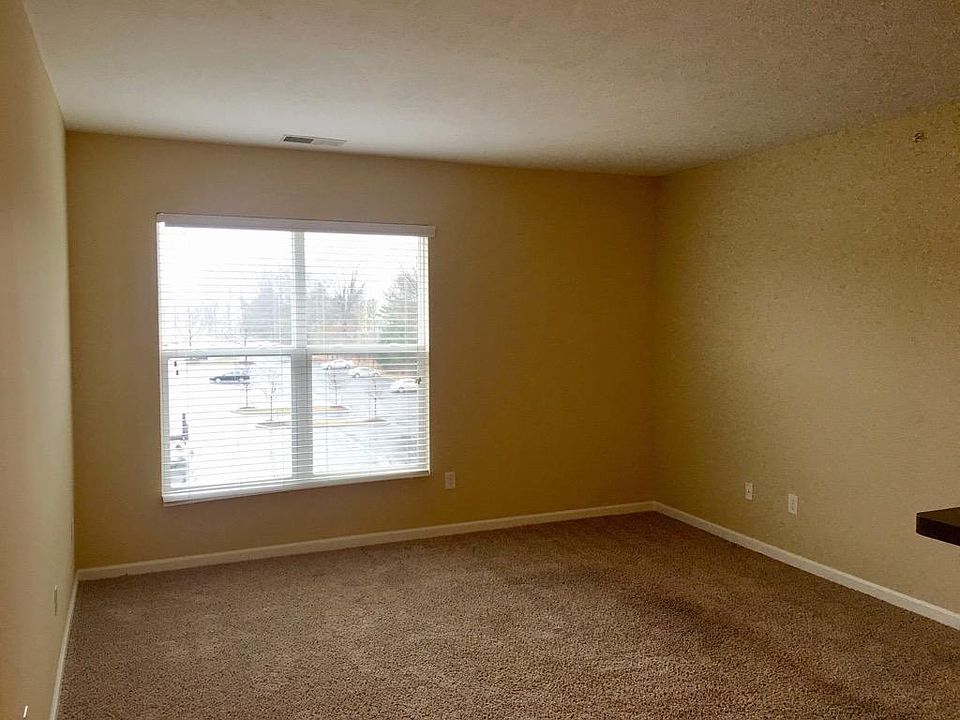 2nd image of 7320 Skyline Dr E APT 112