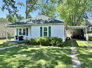 405 Penfield St, Odin, IL 62870