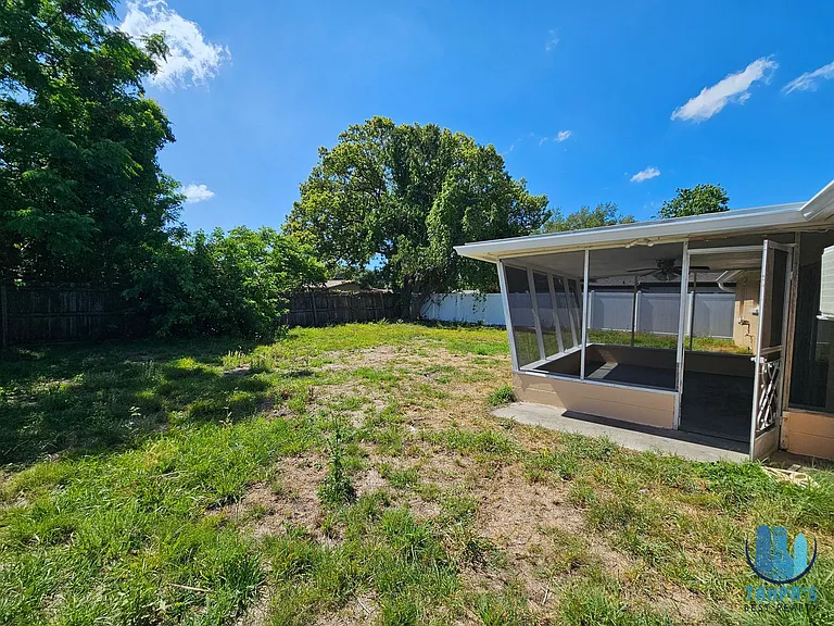 9210 Pegasus Ave — Photo 17