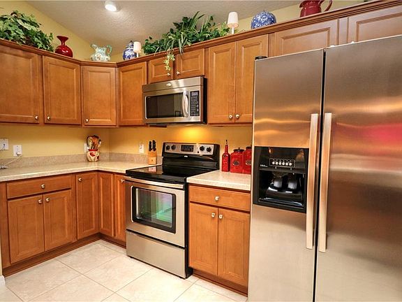 5th image of 2382 Southwood Dr