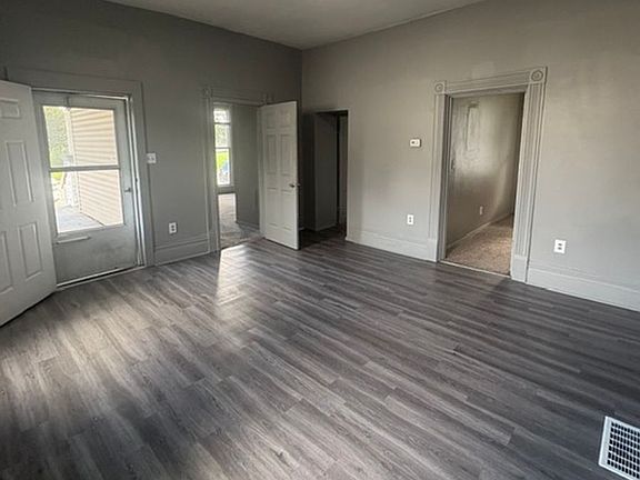 4th image of 1407 Fountain Ave #A