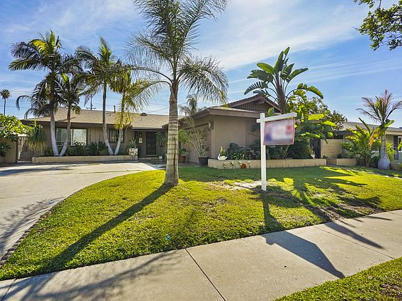 2nd image of 1402 Grossmont Dr