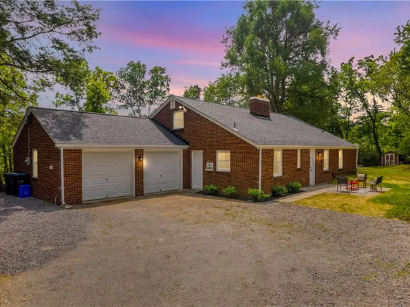 223 Nicholson Rd, Sewickley, PA 15143