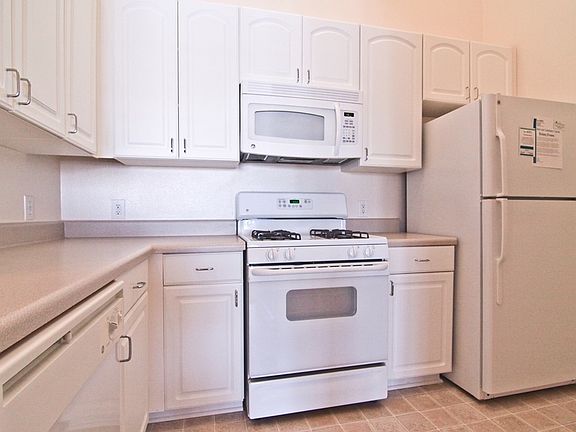 2nd image of 13061 Elm Tree Dr APT 402