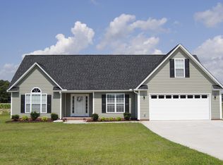 507 Planters Ridge Dr, Pikeville, NC 27863