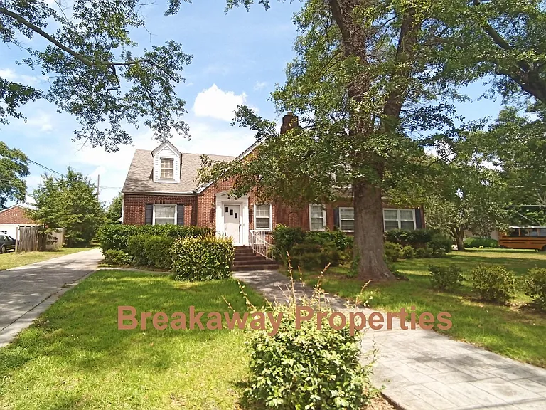 2302 Whitehall Ave #C — Photo 1