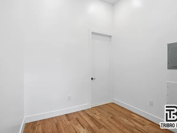 1112 Fulton Street image 3 of 8