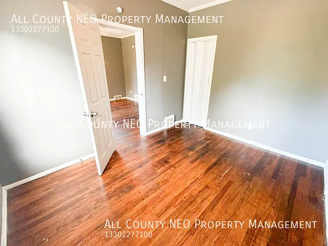 13305 Durkee Ave #DOWN — Photo 9
