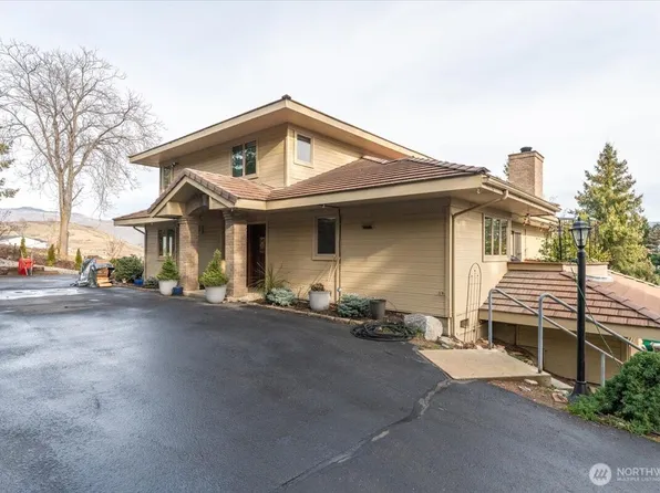 652 Meadows Drive, Wenatchee, WA 98801