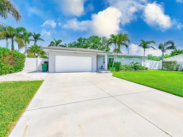 11035 Huron Rd, Saint Petersburg, FL 33708