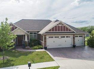 805 N Sunstone Ln, Columbia, MO 65201