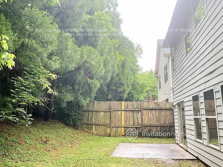408 Sheila Way — Photo 18