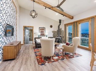 27 Trails End Rd, Columbus, MT 59019