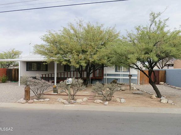 3rd image of 526 W Pelaar Dr