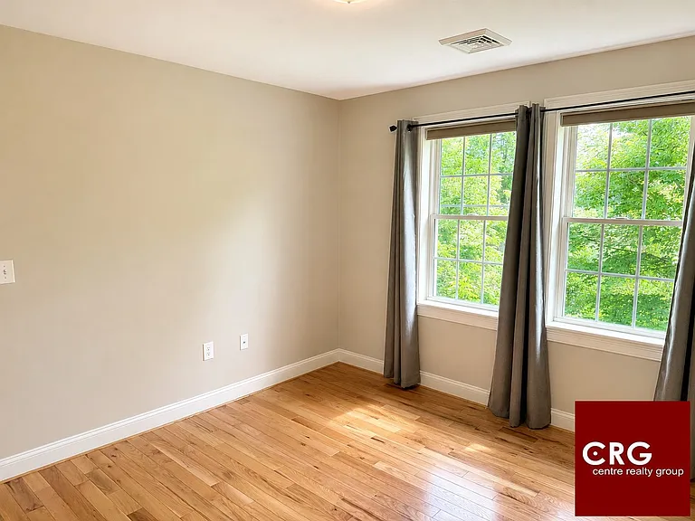 21 Pleasant St — Photo 13