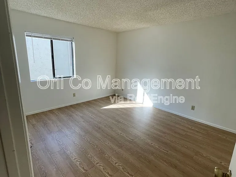 27944 Tyler Ln #443 — Photo 4