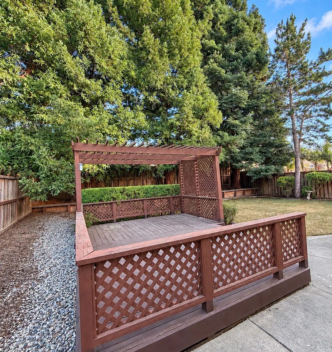 3 bed, 2.5 bath, 1769 sqft, $3,600 — Photo 2