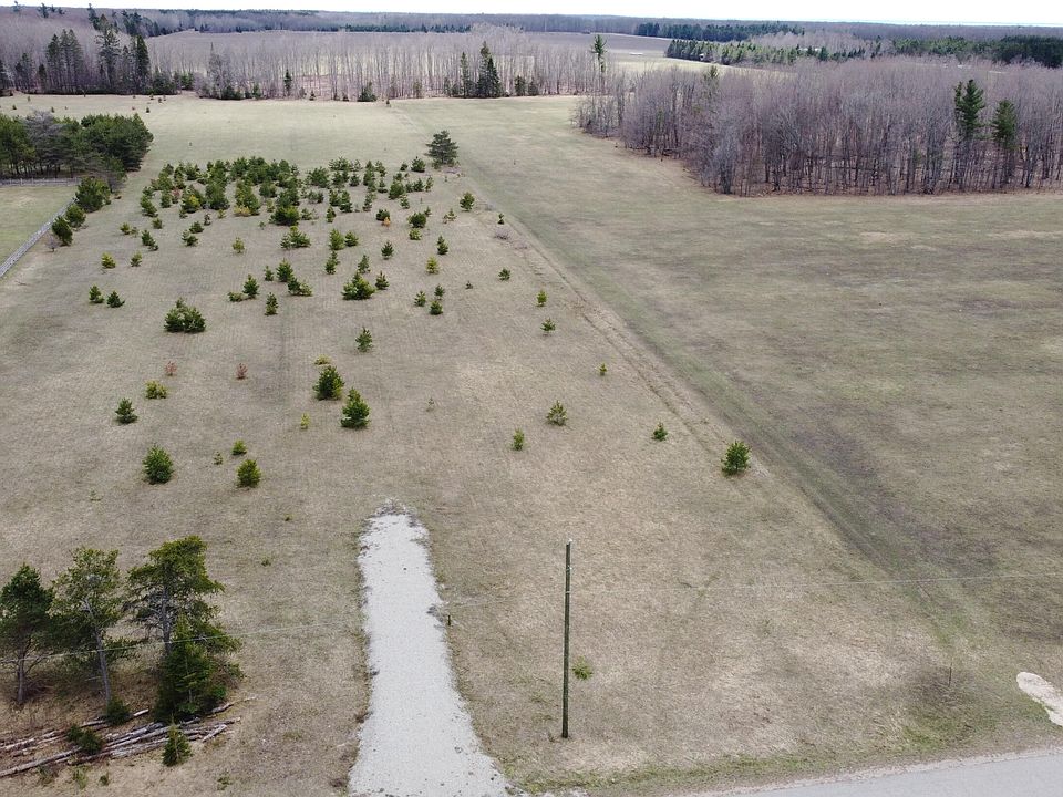 1st image of E Traynor Rd