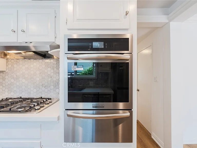 1305 Oak Ave — Photo 12