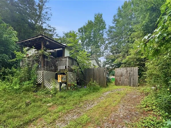 452 Arnold Mill Rd, Woodstock, GA 30188