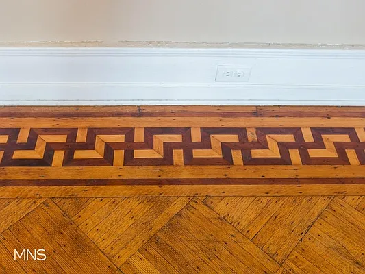 Rented by MNS | media 13