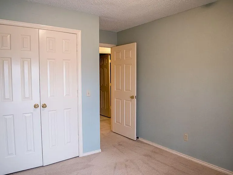 2508 Partridge Pl — Photo 2