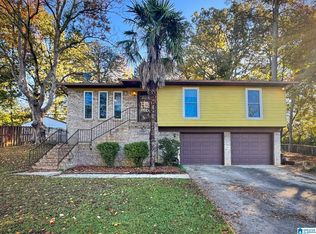 1628 Pinewood Ln, Fultondale, AL 35068