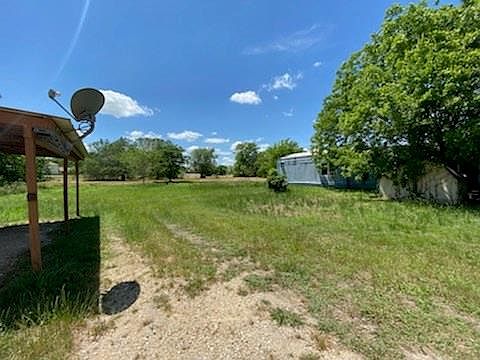 3rd image of 1004 Los Vista Dr