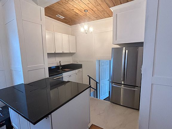 2nd image of 634 Rutledge Ave #4
