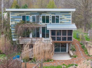 9593 Kennedy Rd, Munith, MI 49259