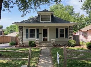 214 S Ash Ave, Independence, MO 64053