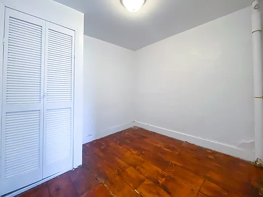 Rented by City Connections Realty | media 18