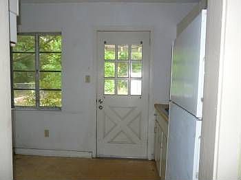 5th image of 1533 Patrick Ave