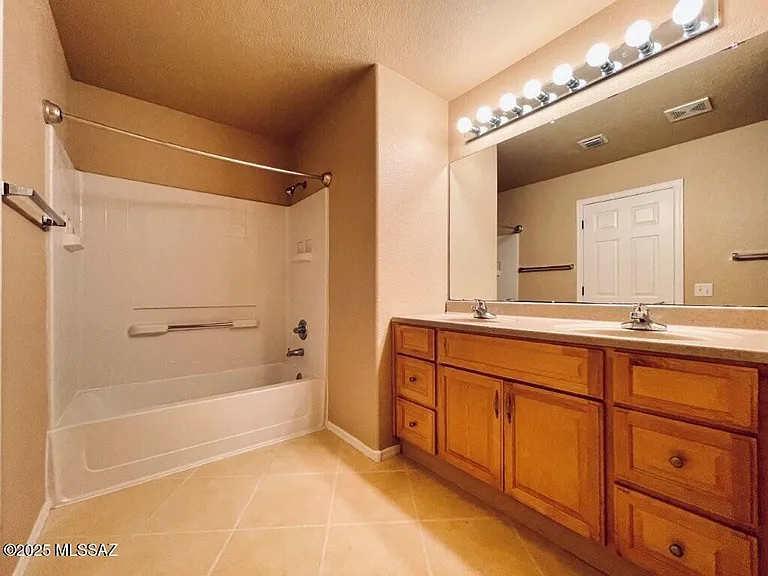 2736 N Neruda Ln — Photo 30