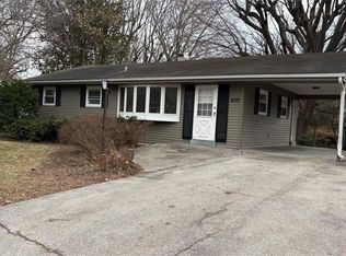 1072 Prigge Rd, Saint Louis, MO 63138