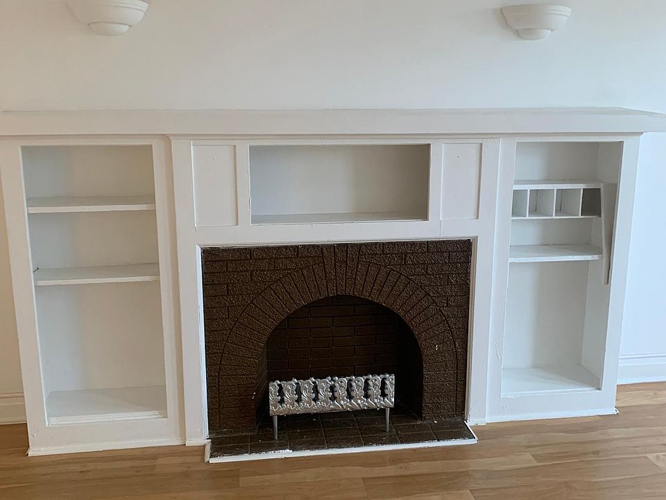 1st image of 4237 W Grenshaw St #2.5