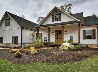 1460 Timberlake Rd, Blue Ridge, GA 30513