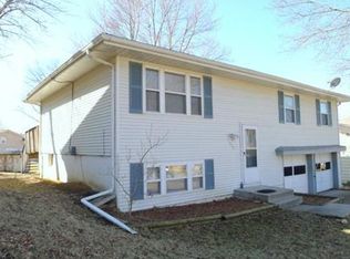 1217 NW 66th Ter, Kansas City, MO 64118