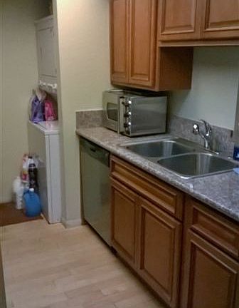 424 Oak St. (2)