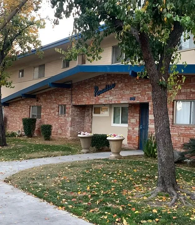 Paradise Apartments