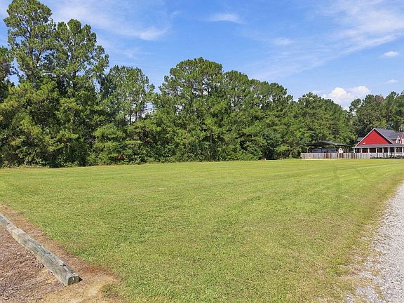 3rd image of 1056 Witherbee Rd