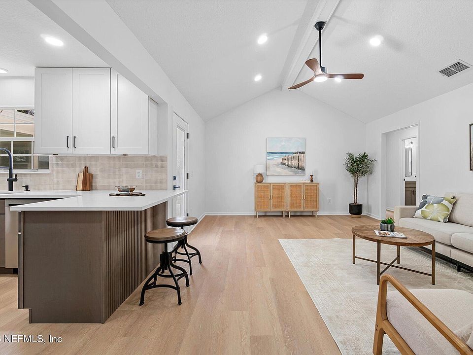 1st image of 10962 HEATHFIELD Road