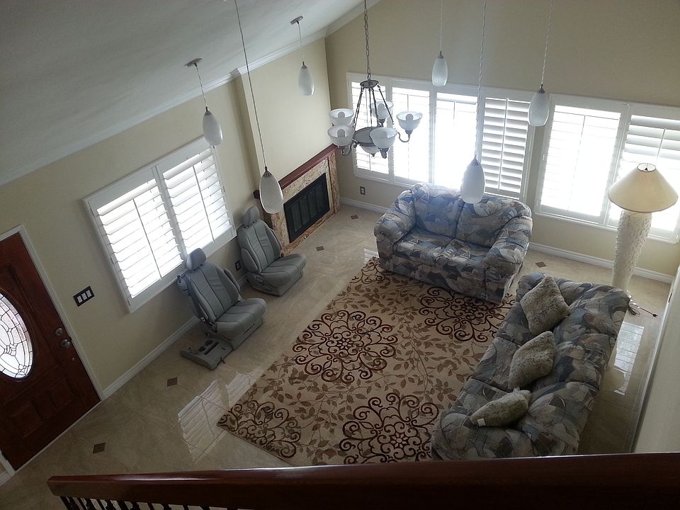 1st image of 2817 Greenleaf Dr