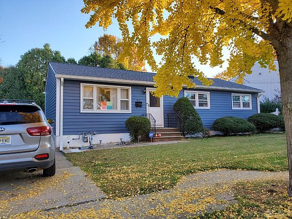 2nd image of 1716 Central Ave