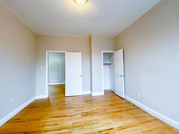 4th image of 359 Saint Johns Pl #4A