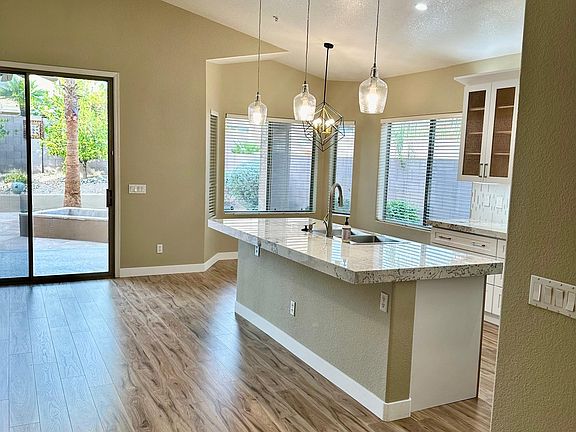 Open kitchen /great room