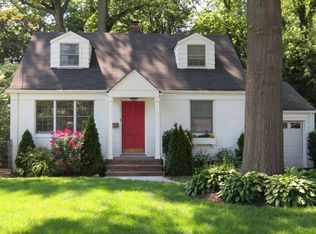 72 Pershing Ave, Ridgewood, NJ 07450